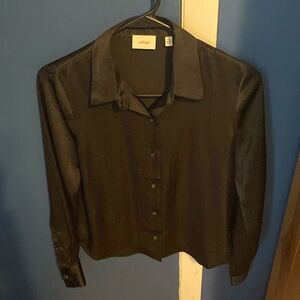 NWOT black aritzia button down